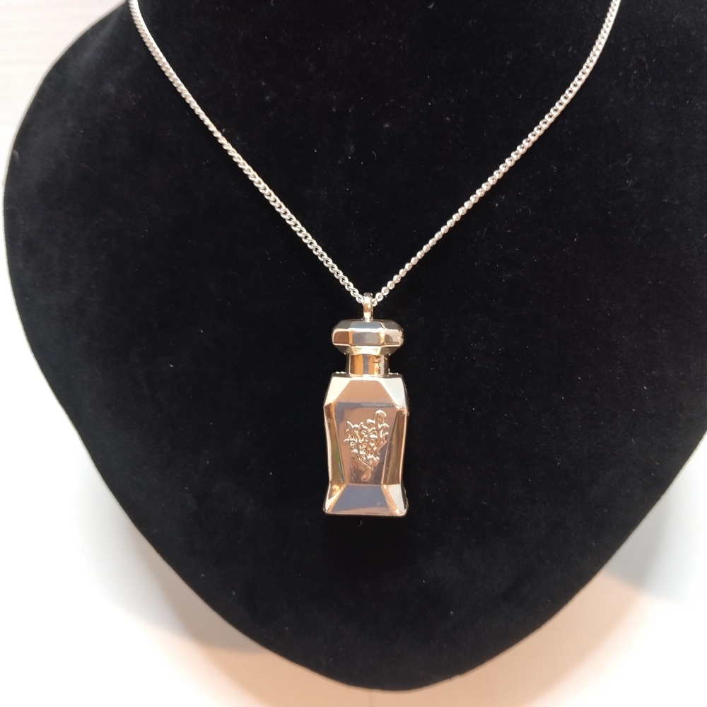 New Younique Brand Silver Vintage-Inspired Perfume Bottle Necklace - Very Heavy - Picture 2 of 12